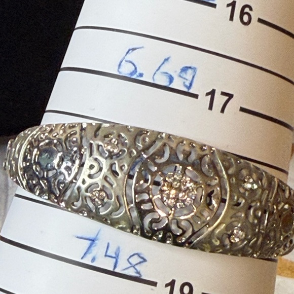 Silver Filigree Bracelet - Picture 9 of 10